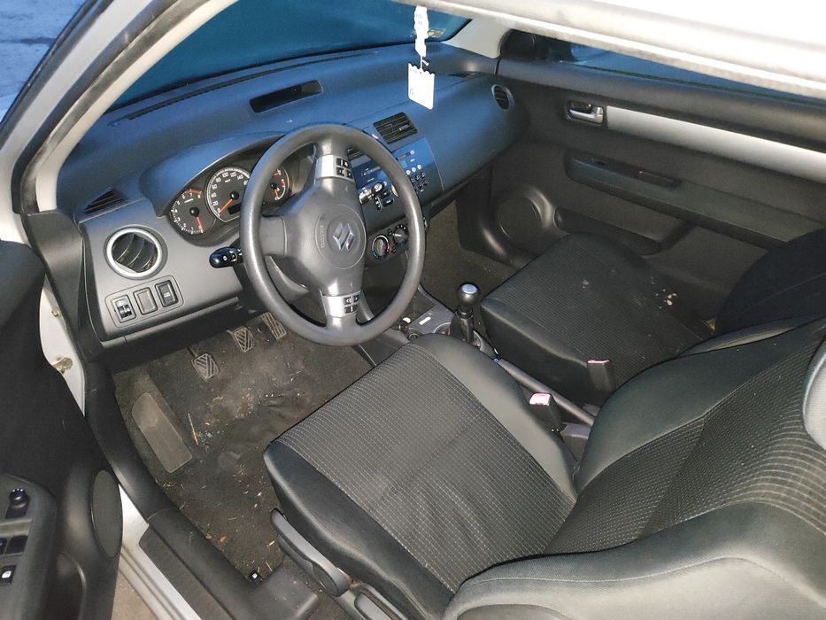 Suzuki Swift MK6 1.5 po kolizji mały przebieg