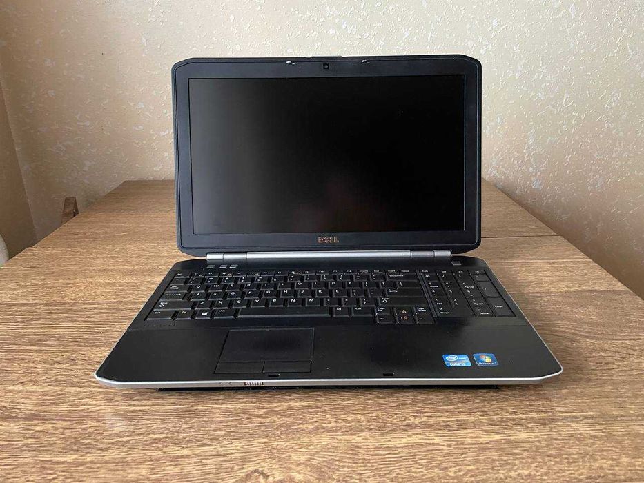 Ноутбук дешево Dell Latitude E5520 | HD | RAM-4Gb | HDD-320Gb