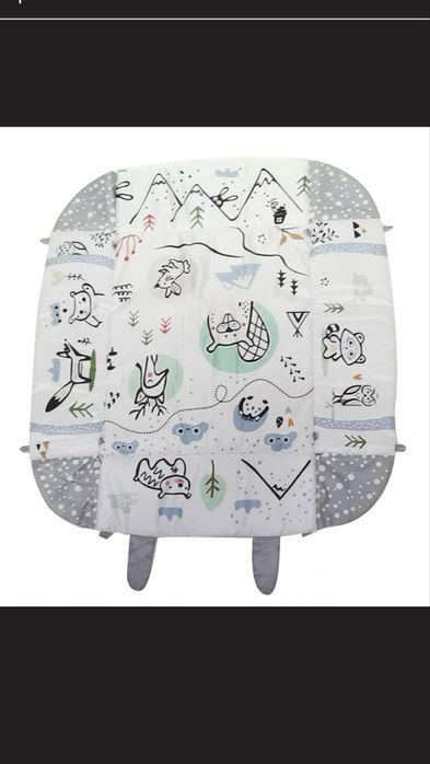 Дитячий інтерактивний розвиваючий мʼякий килимок з нависними іграшками