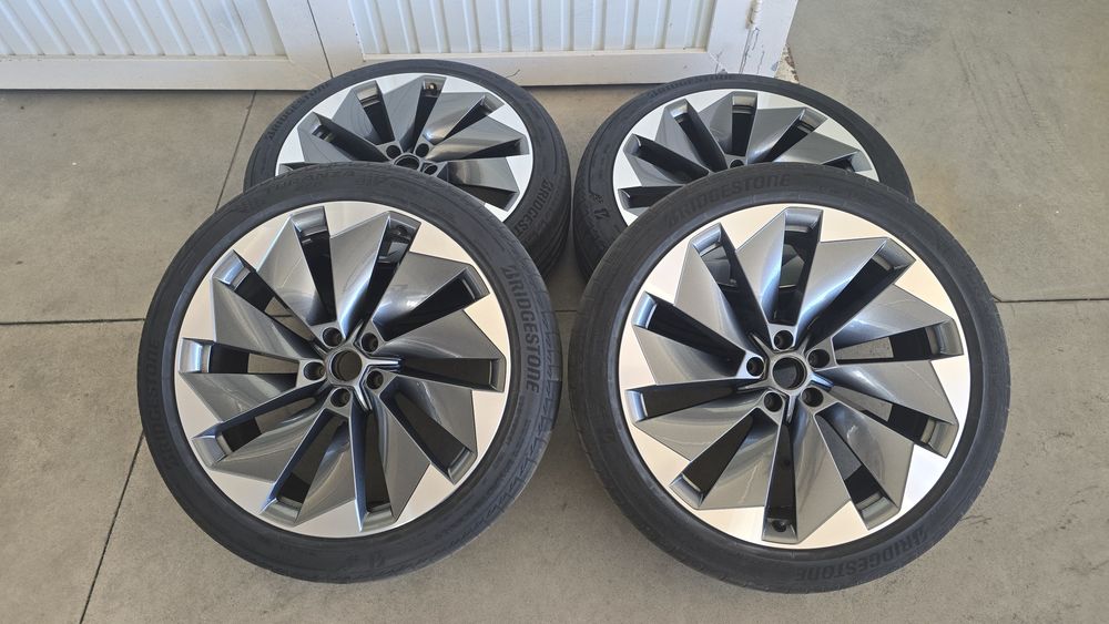 Jantes Skoda Enyaq ou VW id4  VW iD5, Betria 21 com pneus Bridgestone