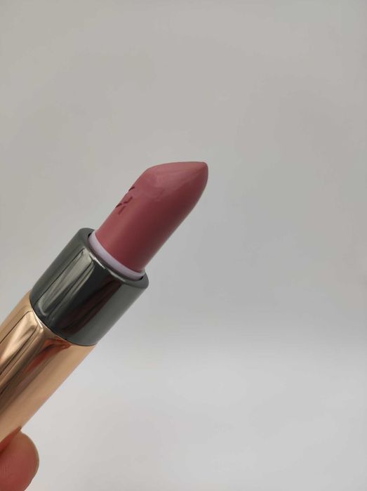 Pomadka KIKO Milano Gossamer Emotion Creamy Lipstick 140 Kremowa Pomadka Do Ust