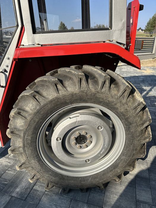 Massey Ferguson 235