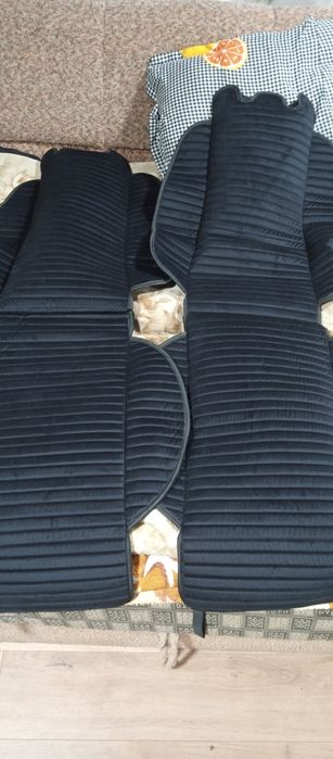 Накидки на сидіння авто