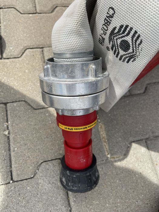 Wąż strażacki hydrantowy z prądownicą