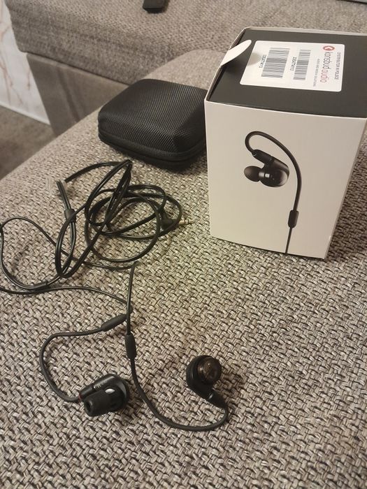 Słuchawki Audio-Technika ATH-E40 monitory idealne na scenę!