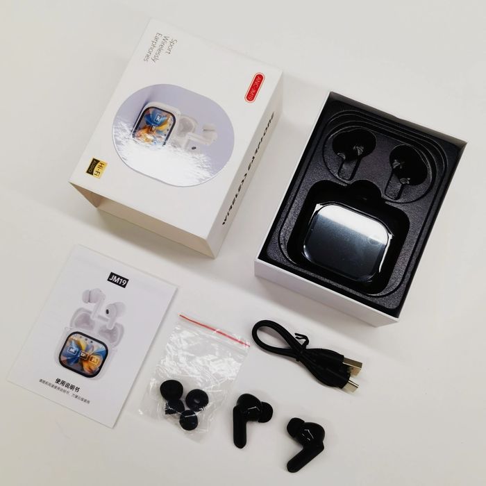 Бездротові навушники з сенсорним екраном JM19