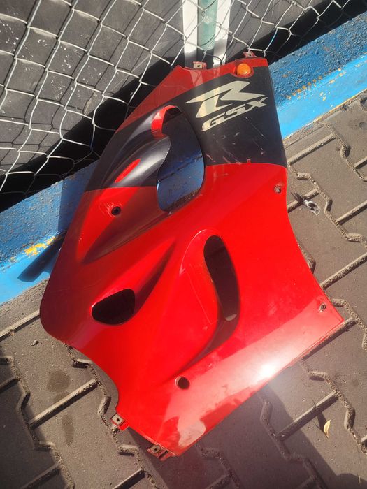 Carenagens laterais + grelha/rede frontal + plástico inferior – Suzuki GSX-R 600 SRAD 1998