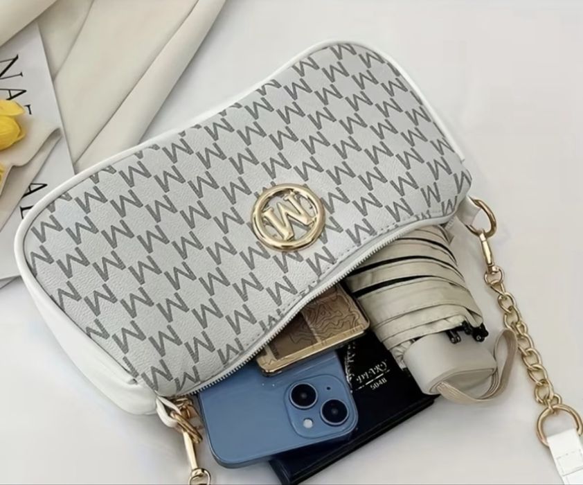 Mala Nova giríssima