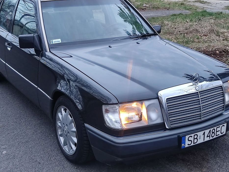 Mercedes-Benz W124