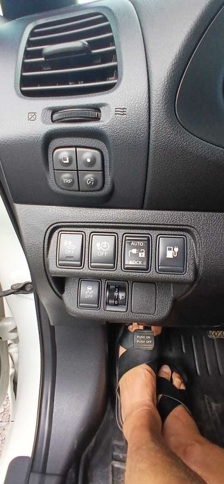 Ніссан Ліф 2014 продам