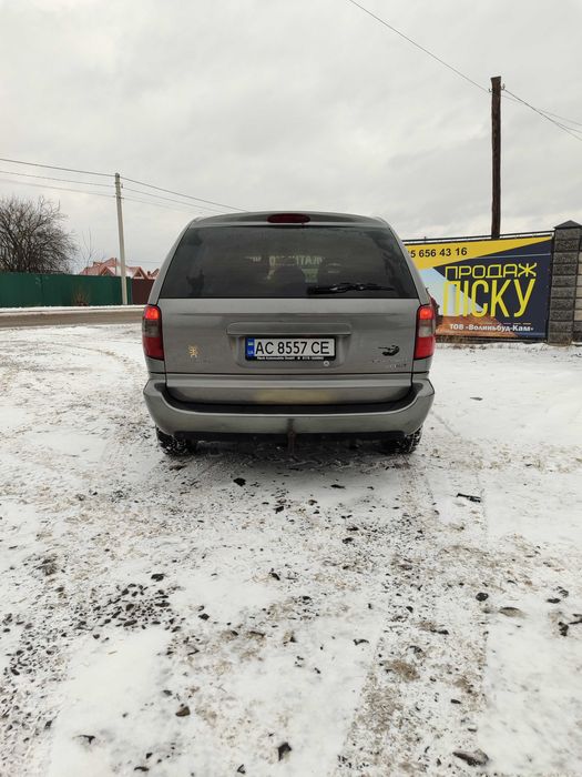 Продам Крайслер Вояджер