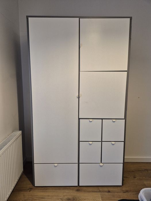Szafa Ikea biało-szara