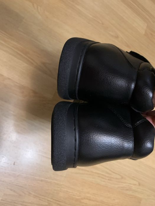 Ботинки на широкую ногу