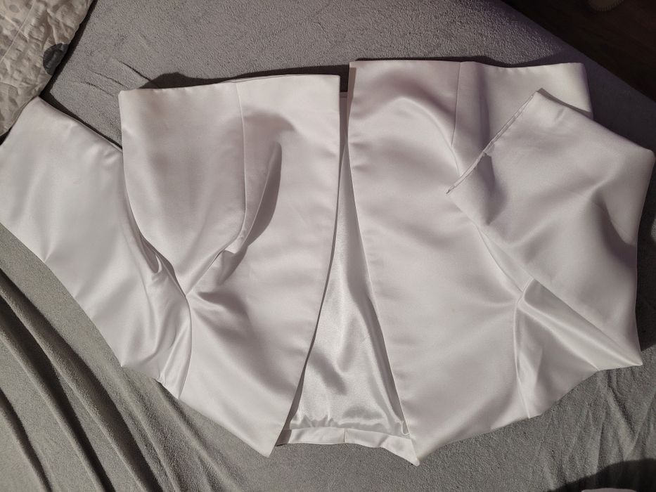 Suknia ślubna biała