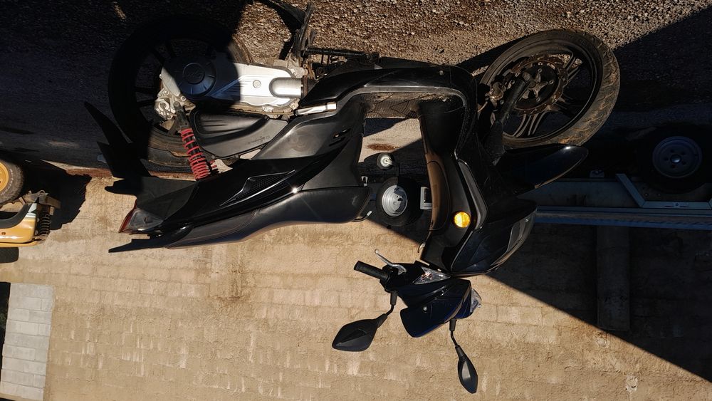 Scooter Symphony  a venda