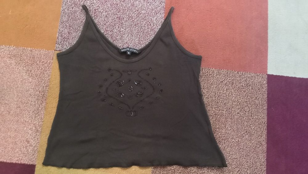 Top castanho XL com Missangas cozidas Marca Sacoor