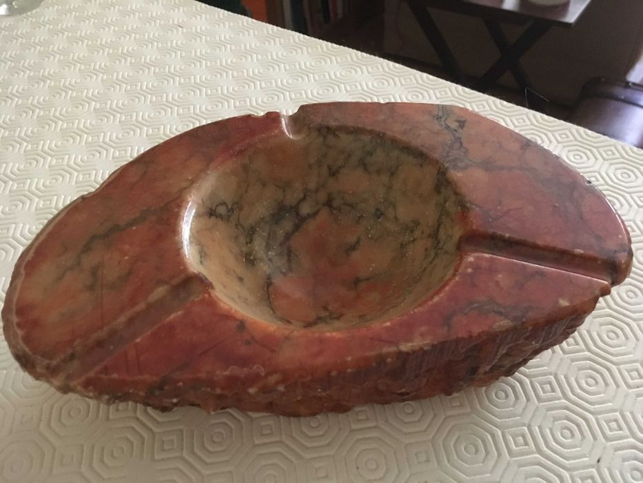 Cinzeiro e Cigarreira em alabastro