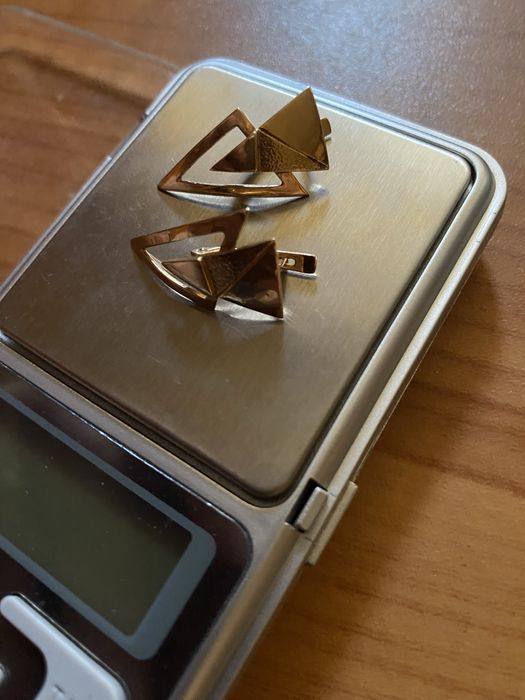 Золотые серьги, 585 проба