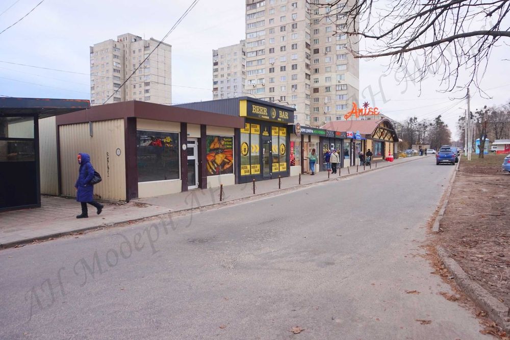 Чудова крамничка на вході до житлового району Харків оренда