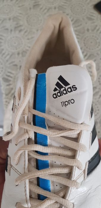 Chuteira ADIDAS 11 PRO ( perpetuado pelo craque Tony Kross)