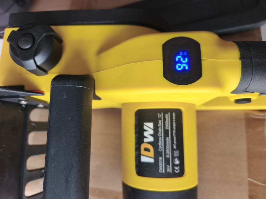 Motosserra elétrica a bateria 36V/2000mAh e motor Brushless