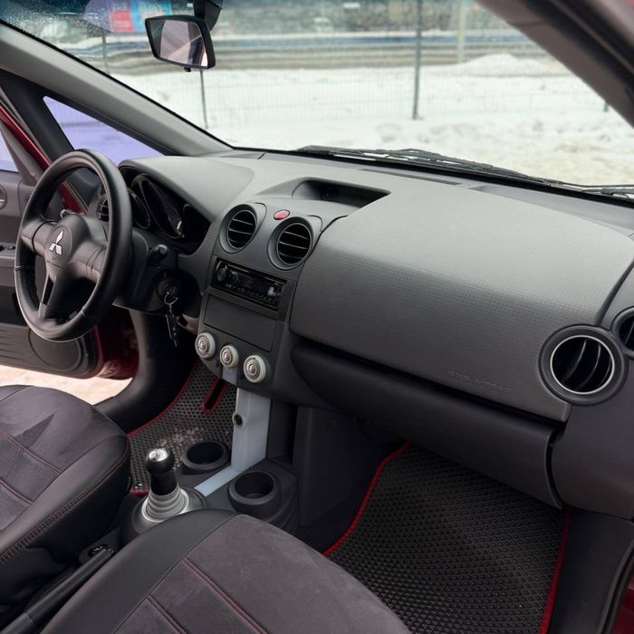 Продам mitsubishi colt