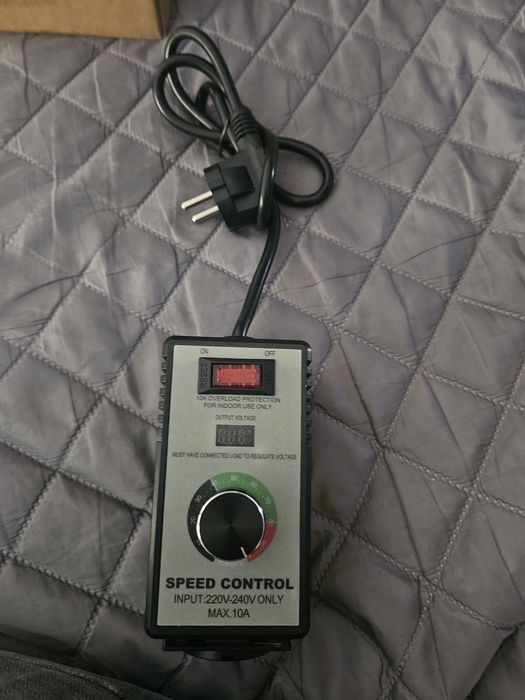 Controlador de velocidade