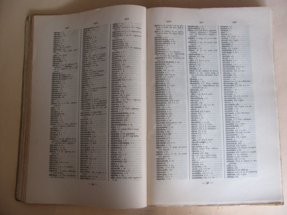 Vocabulário ortográfico da língua portuguesa.