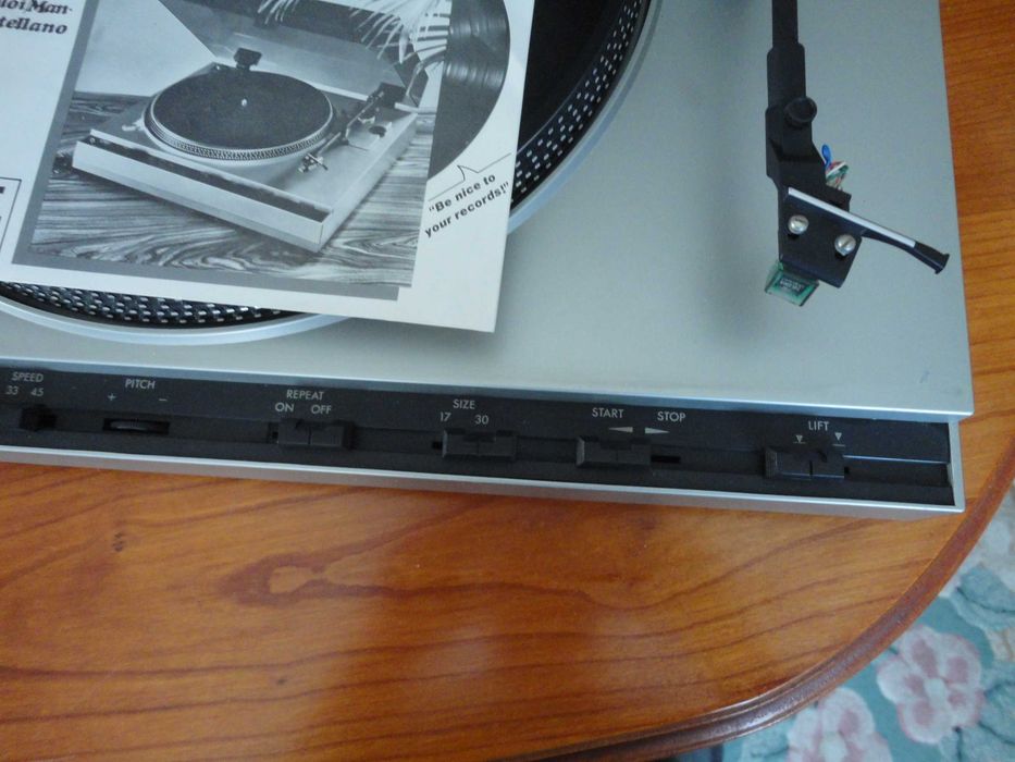 Gramofon CEC 8033 Chuo Denki