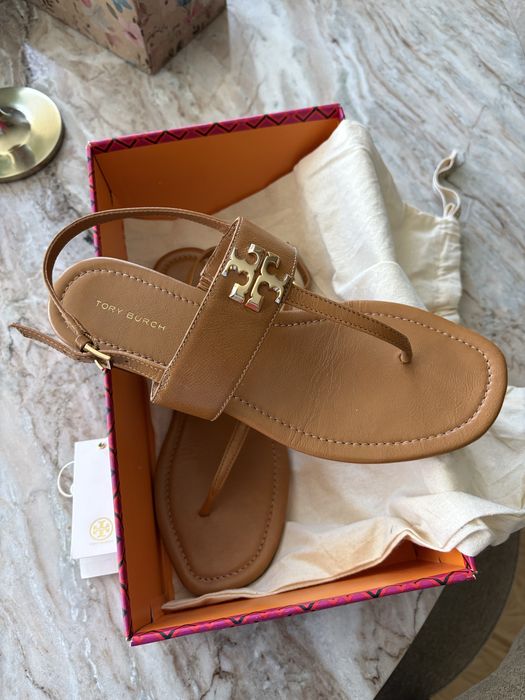 Klapki Tory Burch sandały japonki Eleanor karmelowe 38.5