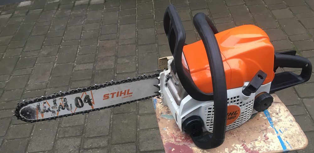 STIHL MS 180                  .