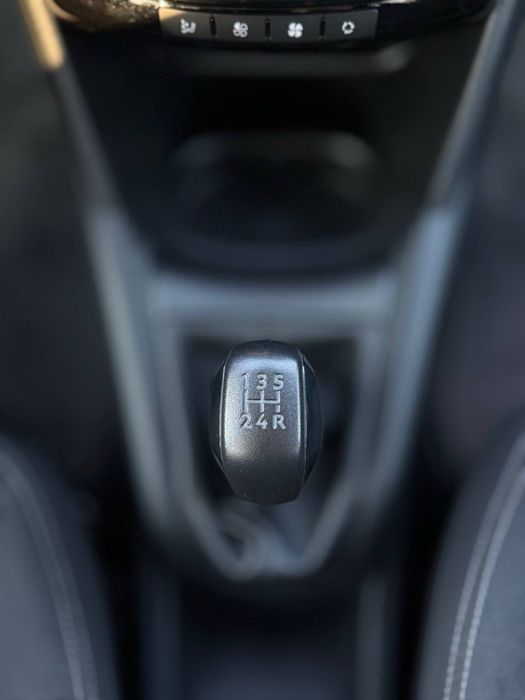 Peugeot 208 2019 VIN VF3CCYHYPKW121187 фото оголошення 12 з 19