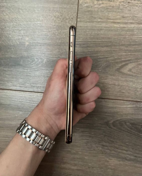 Продам Iphone 11 Pro 64 GB