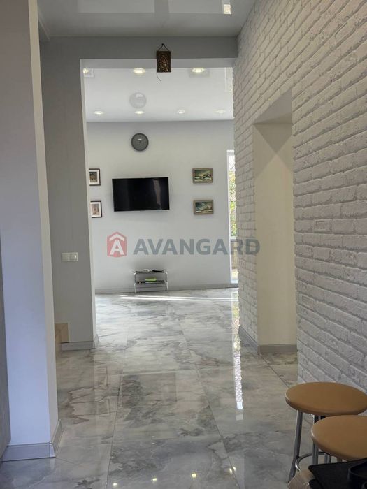 Продаж будинку в селі Конопниця