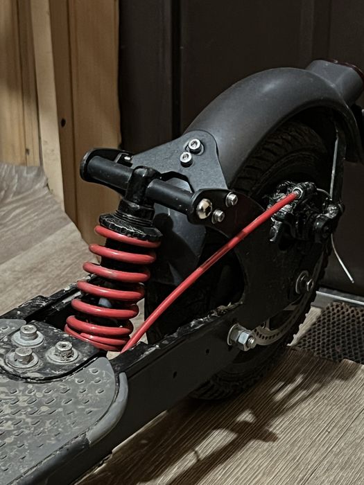 Електросамокат.