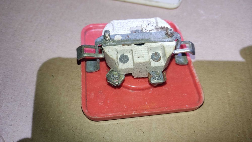 Розетки электрические производство 70- годов Ретро