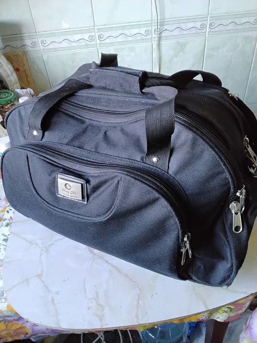 Предлагаю. К продаже дорожную сумку ..