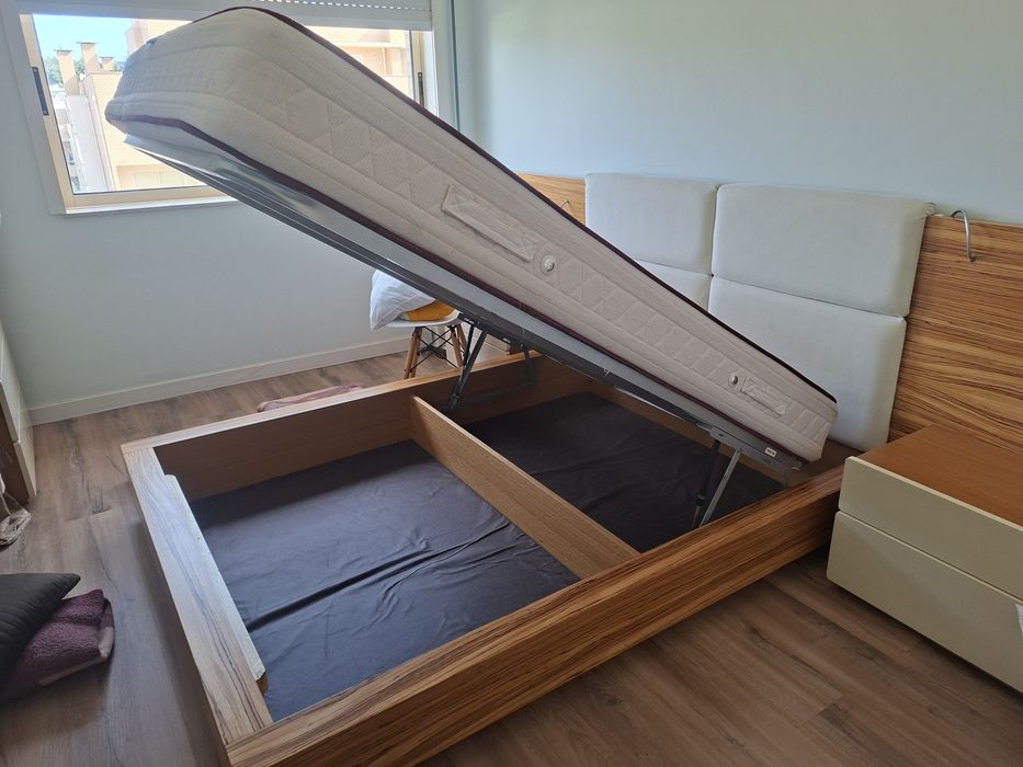 Mobília Completa de Quarto de Casal