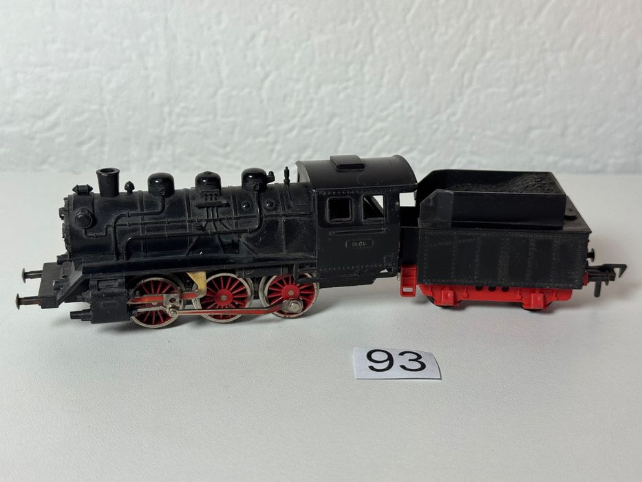 Паровоз Fleischmann с тендером