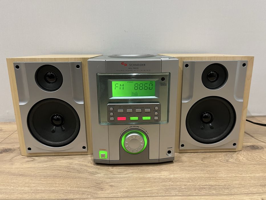 Музика,музикальний центр,Hi-Fi система Schneider AUX/Радіо