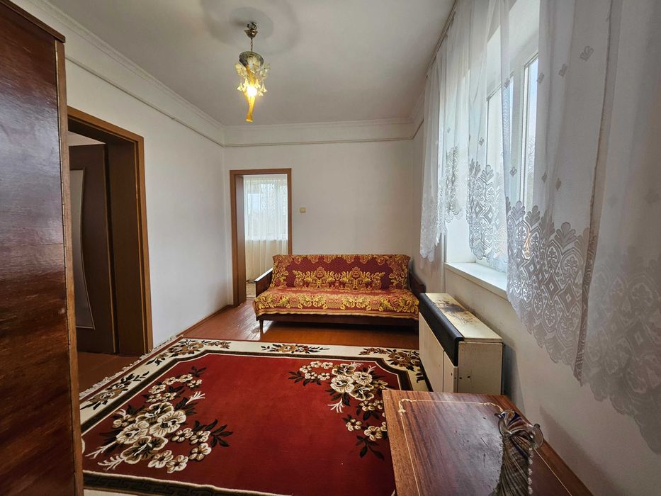 Будинок з ремонтом в хорошому стані за Галичем