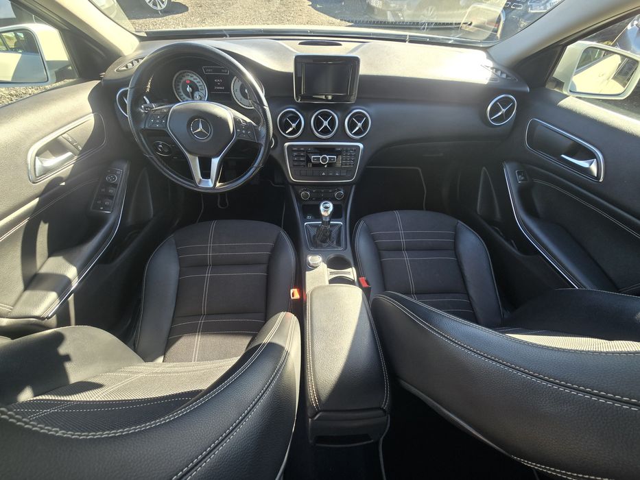 Mercedes A180 cdi Urban , ano 2013 , EXCELENTE ESTADO!