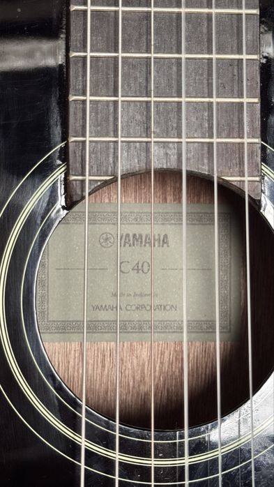 Гитара Yamaha c40 +торг
