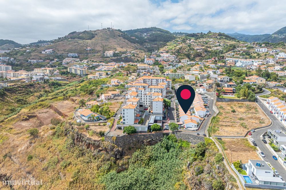Moradia T3 Geminada Assomada