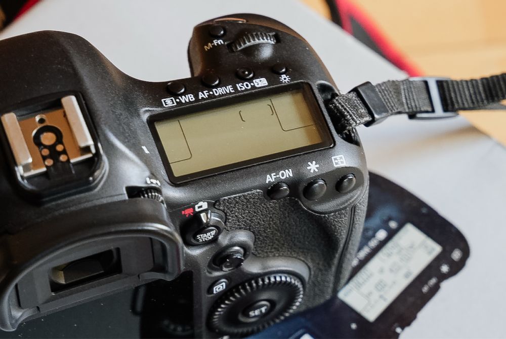 Canon 5D MKIII COMO NOVA