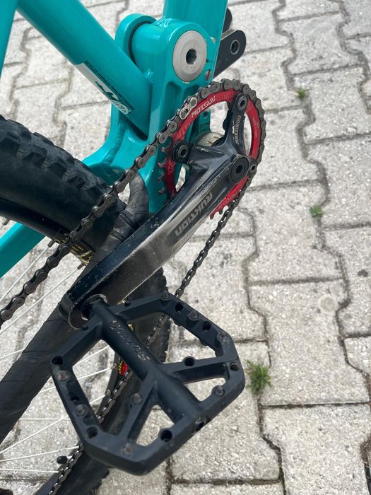 Bicicleta Commencal Furious – Downhill / Freeride