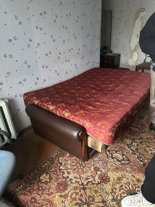 Диван з матрасом