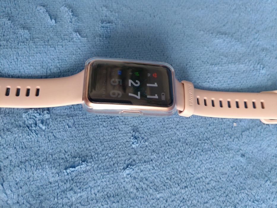 Huawei band 6 różowy