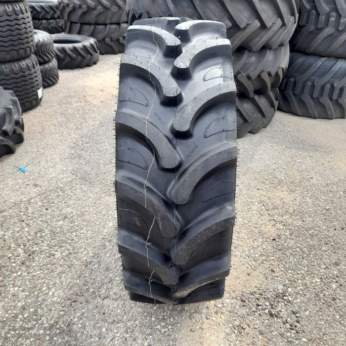 Opona 360/70R24 122D TL Earth-Pro 700 GALAXY data produkcji 2025r.