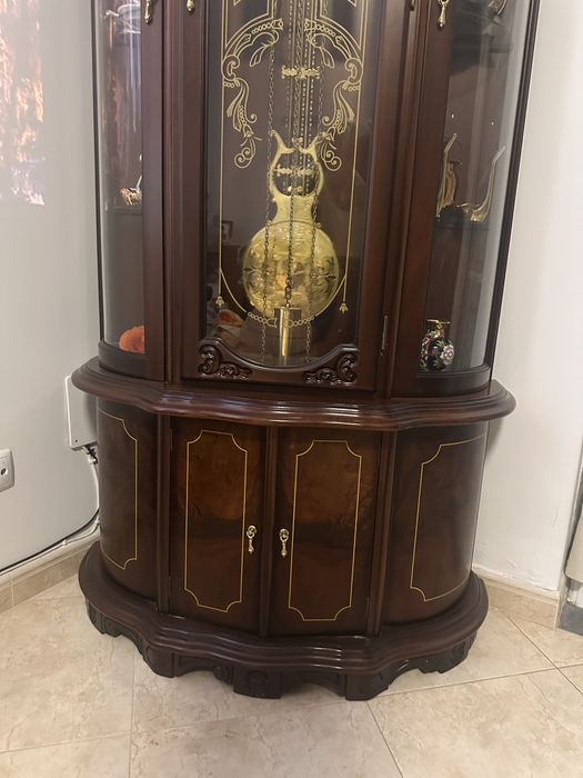 Relógio de Sala Kieninger Alemão – Pêndulo, Luz e Vitrines – 2,13 m